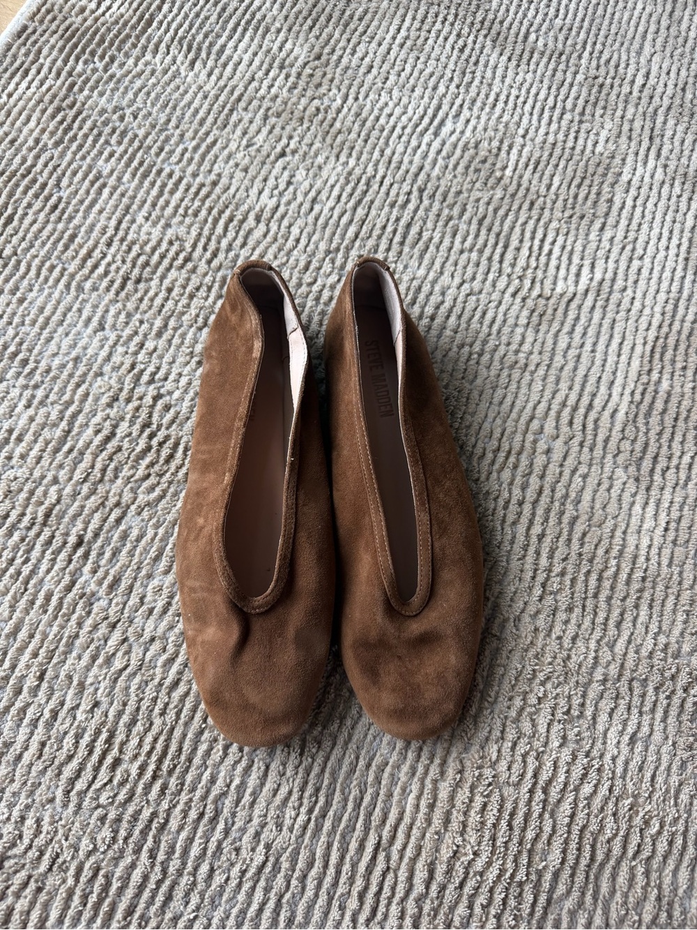 Steve Madden Suede Flats